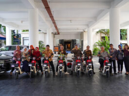 Wujudkan Eco Green Campus, 50 Unit Sepeda Listrik untuk Unair