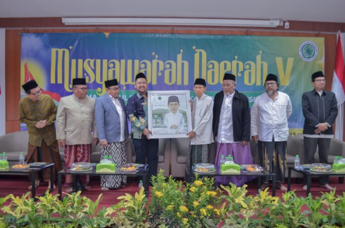 KH Ainur Rofiq Thoyyib Pimpin MUI Gresik, Bupati Ingatkan Pentingnya Transformasi Digital